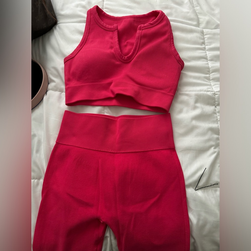 Hot pink set